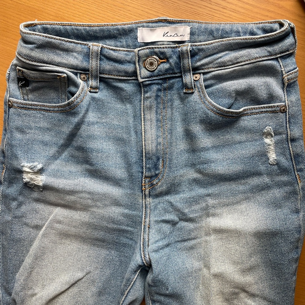 KanCan Light Wash Distressed Jeans